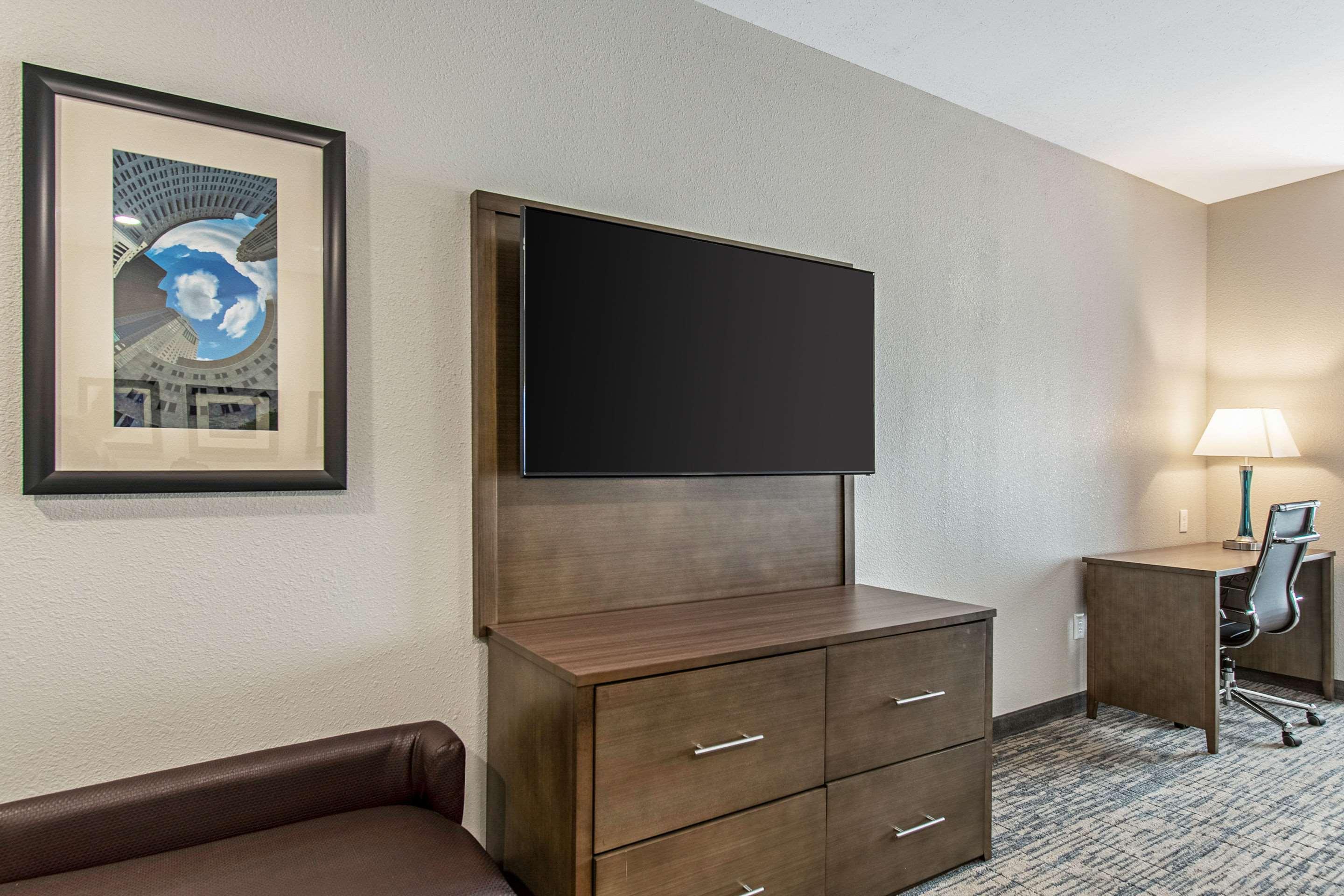 Comfort Suites Grove City - Columbus South Екстер'єр фото