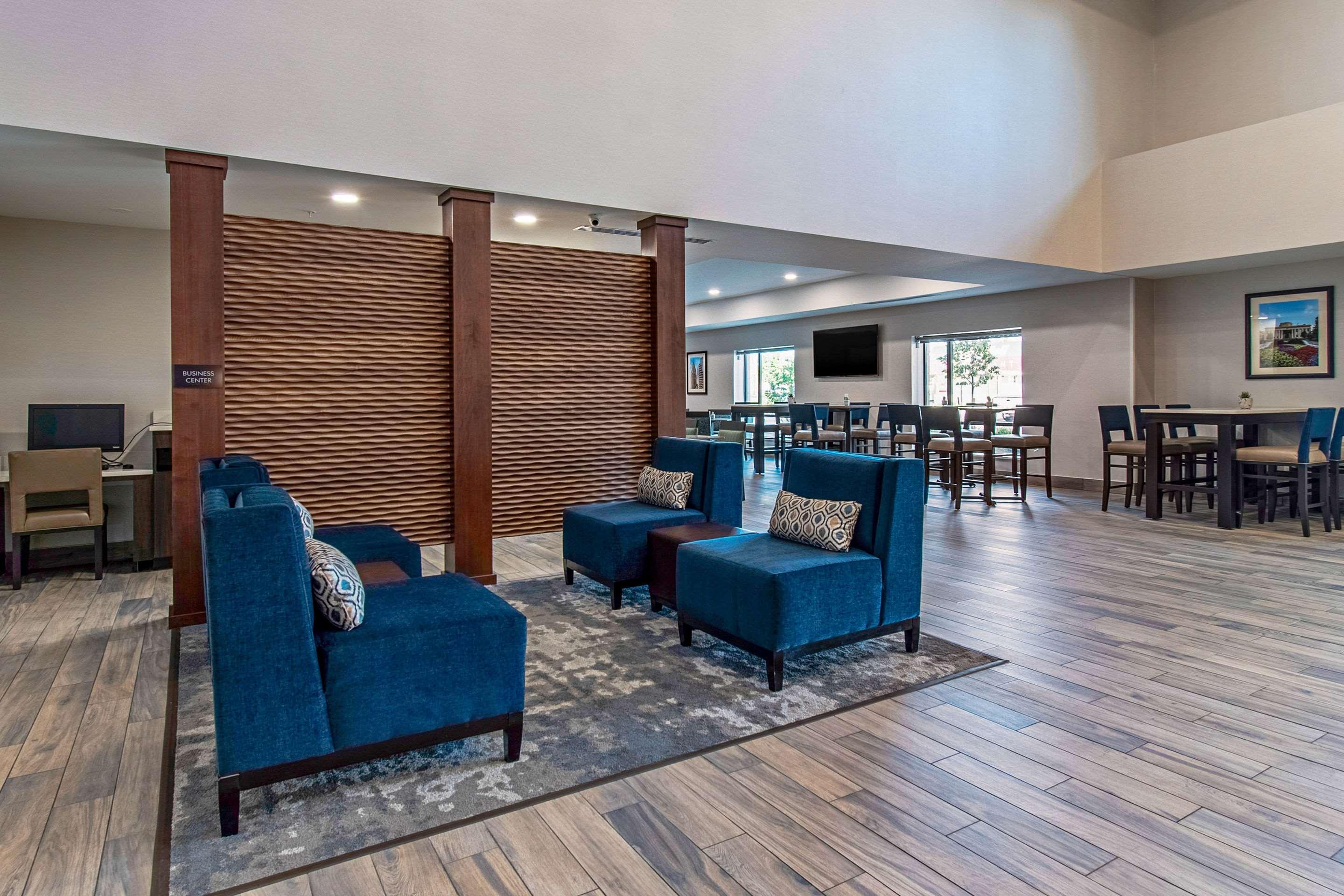 Comfort Suites Grove City - Columbus South Екстер'єр фото